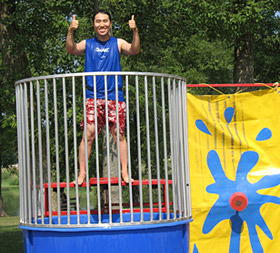 Jong Lee emerges victorious after his first dunking