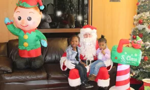 Herzing University-Brookfield Brings Holiday Cheer to Community 