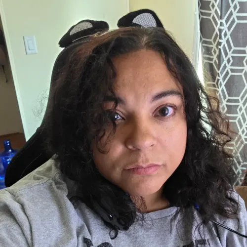 Desira Franco posing for a selfie