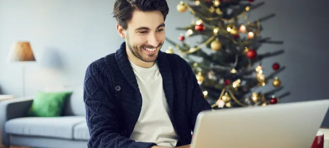 Five Reasons to Job Search Over the Holidays