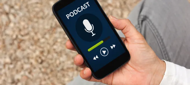 5 Podcasts for Your Morning Commute