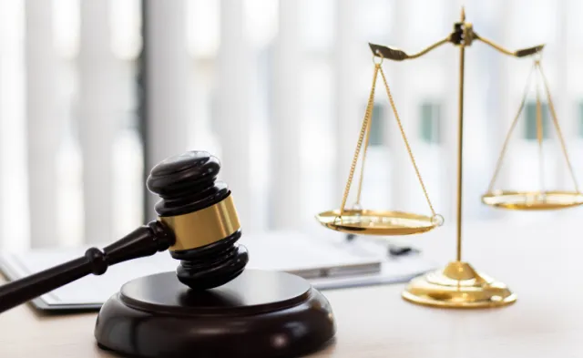 Legal scale and gavel