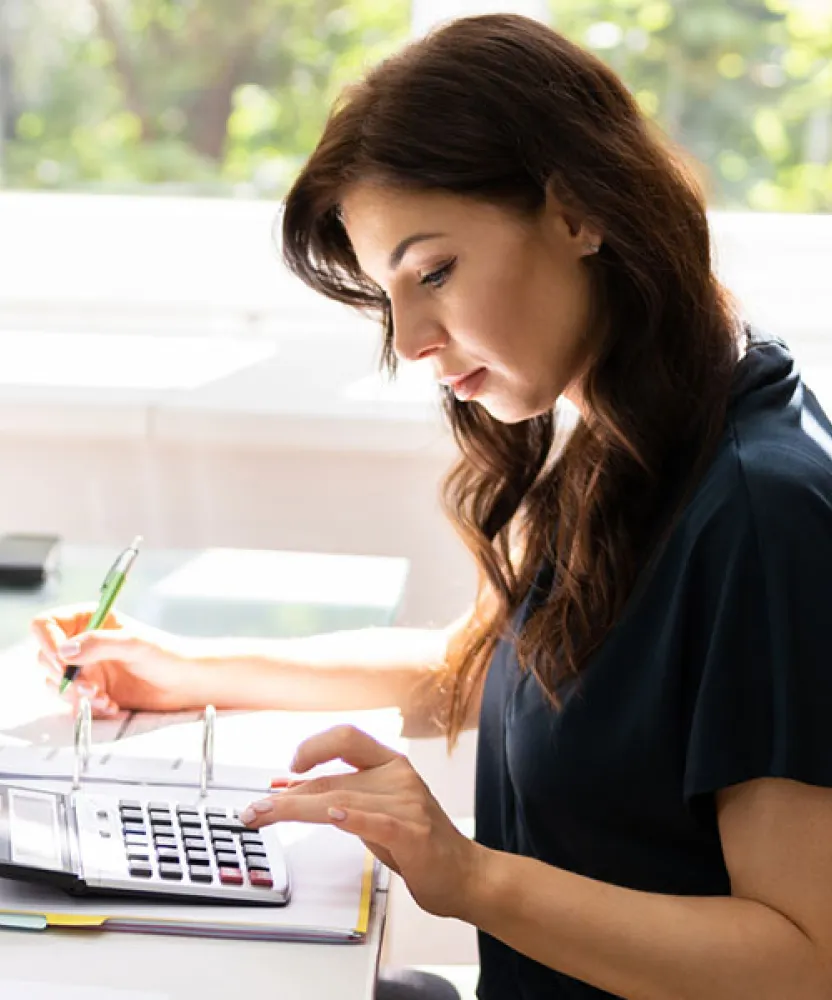 Online Accounting Bachelor's Degree Graduate