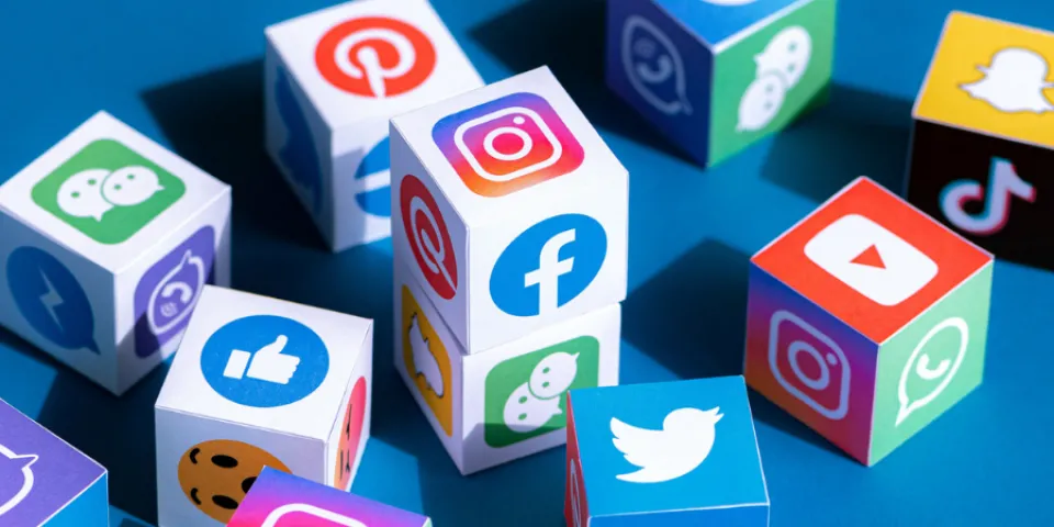 How to Use Social Media to Enhance Learning