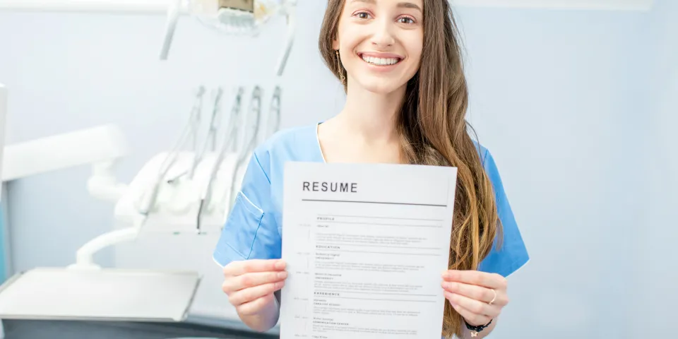 What Should Be on Your Dental Hygienist Resume?