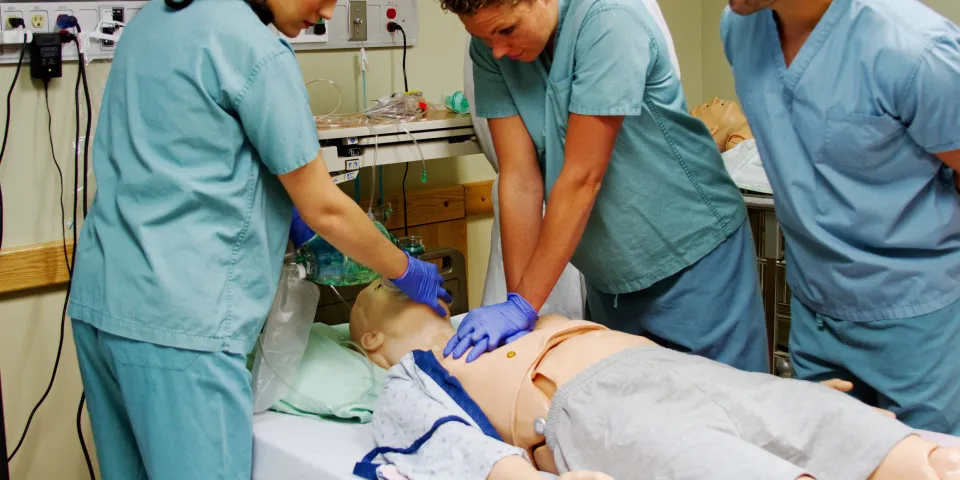 Key Benefits of Nursing Simulation (SIM) Labs