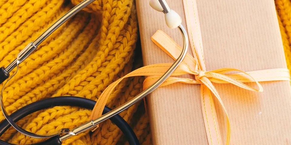 10 Gifts All Nurse Practitioners Should Ask for This Holiday Season