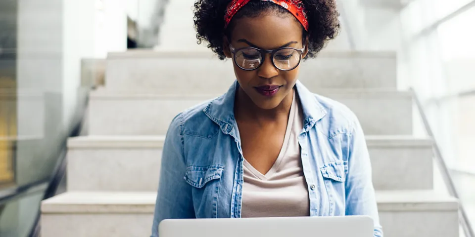 How to Master Online College Classes