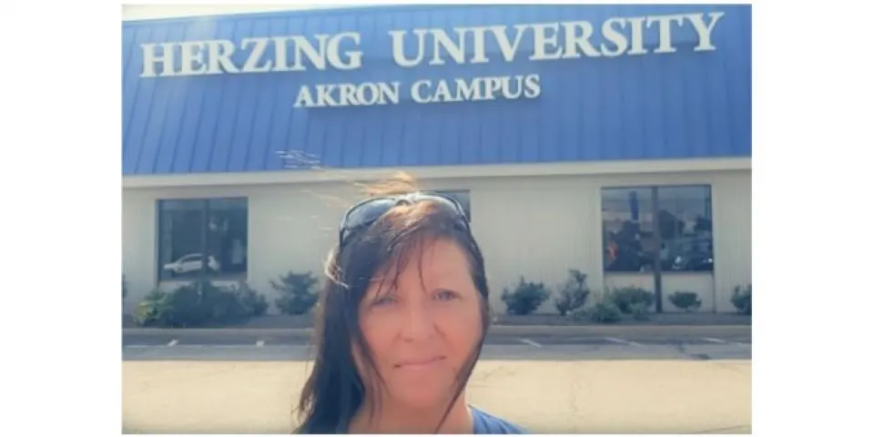 Herzing University-Akron Nursing Student Receives $10,000 Community Scholarship