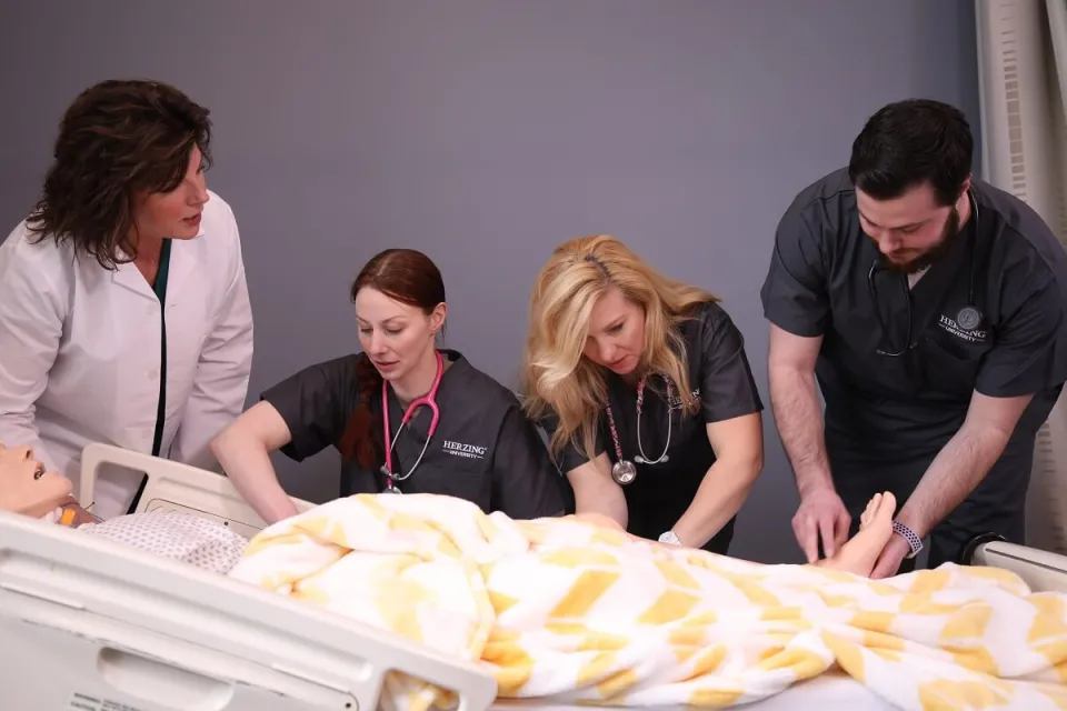 CNAs Taking MA Class