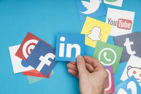 3 Ways to Use Social Media in Your Job Search